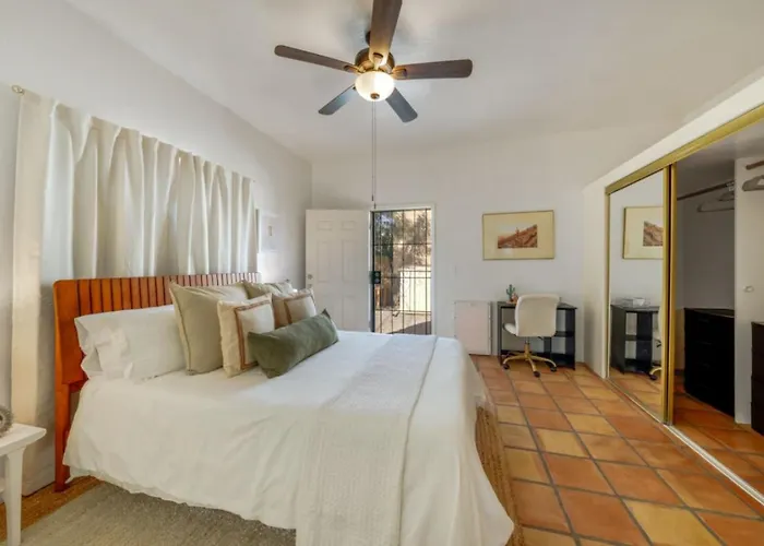 House & Casita, Large Group Or Family, Sleeps 6+ *