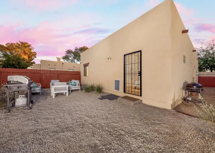 Сasa de vacaciones House & Casita, Large Group Or Family, Sleeps 6+ *